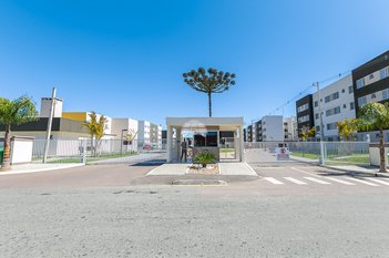 apartment em Rua Maria Joaquina Vaz, Jardim Itaqui - Campo Largo - PR