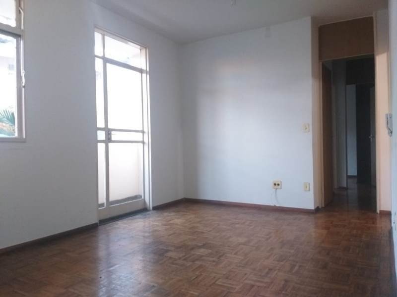 Apartamento com 3 quartos — Estoril, Belo Horizonte