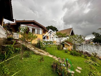 house em Rua Davos, Vila Nova Suíça - Campos do Jordão - SP
