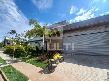 house em Avenida Vereador Carlito Cordeiro, Laranjeiras - Uberlândia - MG