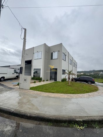 industrial em Rua Irmã Anastácia Besen, Sertão do Maruim - São José - SC
