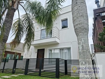 house em Avenida dos Jerivás, Cachoeira do Bom Jesus - Florianópolis - SC