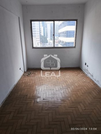 apartment em Rua Comendador Miguel Calfat, Vila Nova Conceição - São Paulo - SP
