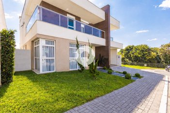 house em Rua Hermenegildo Luca, São Braz - Curitiba - PR