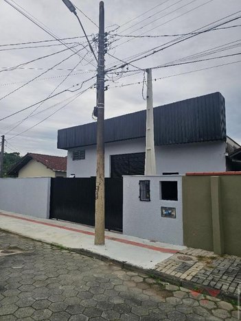 industrial em Rua Pedro Estevão, Guanabara - Joinville - SC