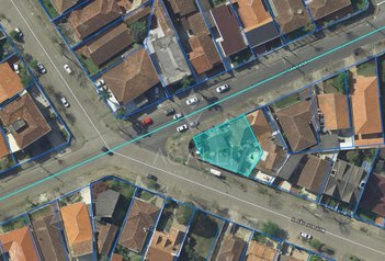 land_lot em Rua Oyapock, Cristo Rei - Curitiba - PR