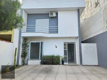 house em Rua General Júlio Salgado, Centro - Pindamonhangaba - SP