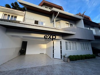 house em Rua Comendador Antônio Domingues de Barros, Bacacheri - Curitiba - PR