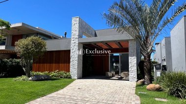 house em Rua Rio Jacuí, Centro - Xangri-Lá - RS