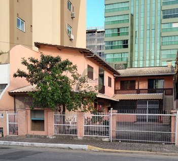 house em Rua 212, Meia Praia - Itapema - SC