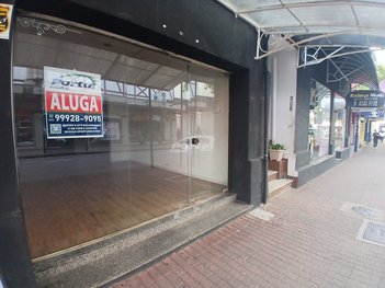 business em Rua 15 de Novembro, Centro - Blumenau - SC