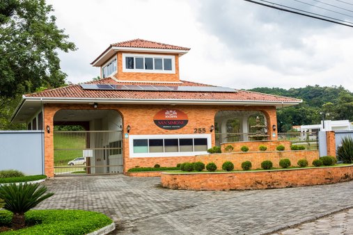 Cômodo Condomínio