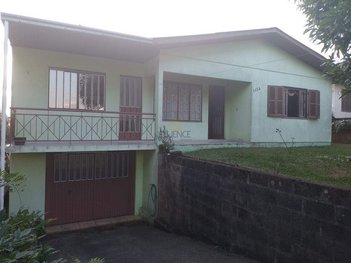 house em Avenida Presidente Kennedy, Carlos Barbosa - Carlos Barbosa - RS