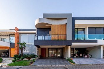 house em Avenida Willy Eugênio Fleck, Sarandi - Porto Alegre - RS