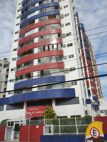 apartment em Rua Vinte e Quatro de Abril, Centro - Palhoça - SC