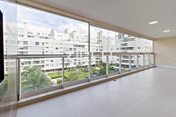 apartment em Rua José Cadilhe, Água Verde - Curitiba - PR