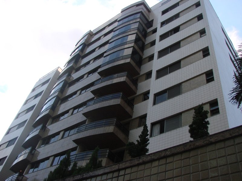 Apartamento com 4 quartos — Gutierrez, Belo Horizonte