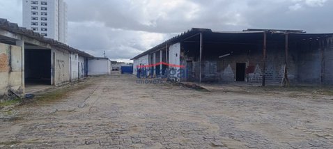 industrial em Adhemar Pereira de Barros, Jardim Santa Maria - Jacareí - SP