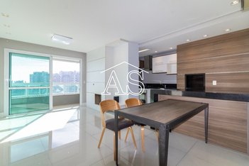 apartment em Rua Valdir Antônio Lopes, Três Figueiras - Porto Alegre - RS