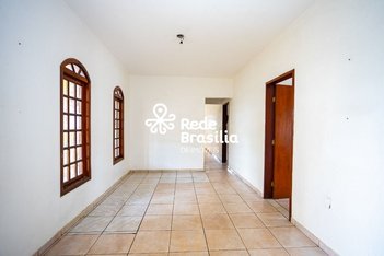 house em QE 36 Conjunto H, Guará II - Brasília - DF