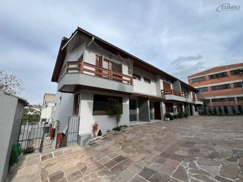 house em Cabo-polícia Militar Almir Farias da Costa, Cidade Nova - Caxias do Sul - RS