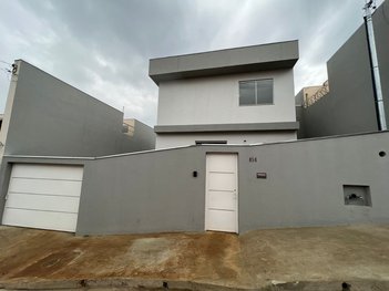 house em Rua Hermínio Lopes, Pedro Leopoldo - Pedro Leopoldo - MG