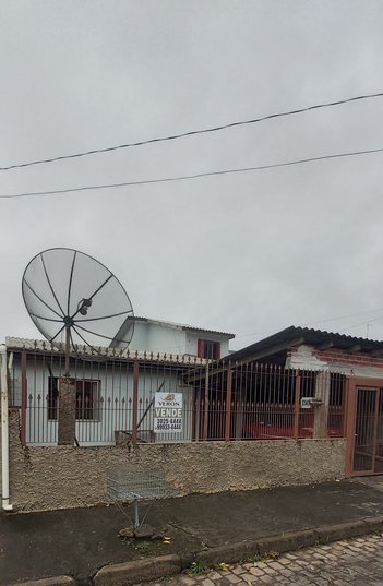 house em Rua Carlos Mutti, São Victor COHAB - Caxias do Sul - RS