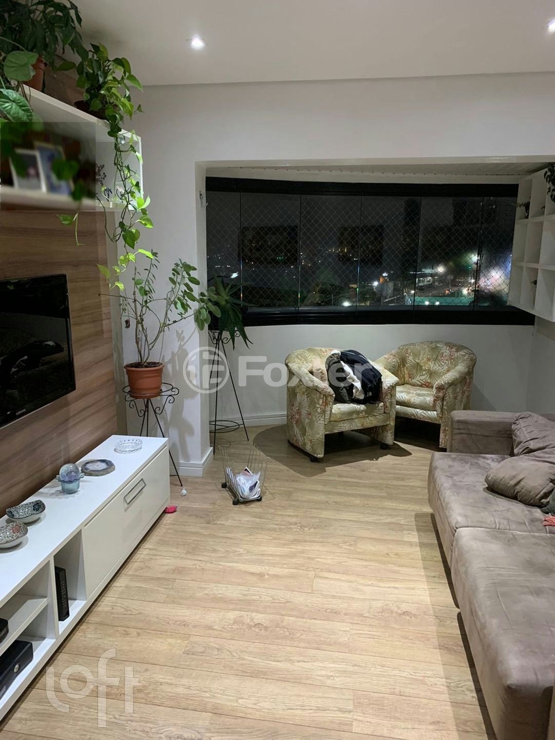 e0227835