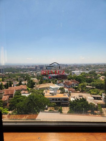 commercial_property em Avenida Carlos Gomes, Três Figueiras - Porto Alegre - RS