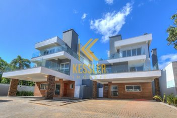 house em Avenida Coronel Marcos, Pedra Redonda - Porto Alegre - RS