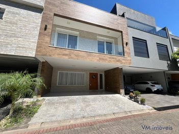 house em Avenida Willy Eugênio Fleck, Sarandi - Porto Alegre - RS