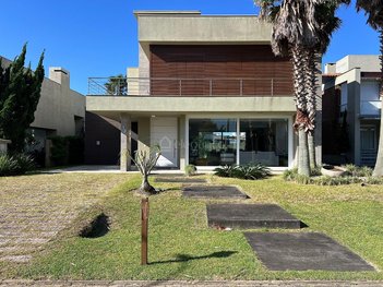 house em Avenida Homero Ribeiro, Remanso - Xangri-Lá - RS