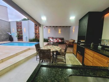 house em Rua Luiza Fernandes Moreira, Jardim Califórnia - Caraguatatuba - SP