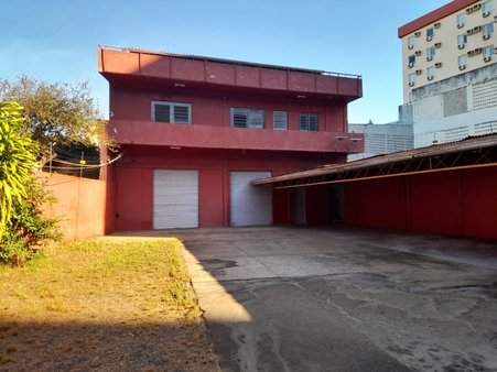 Cômodo Condomínio