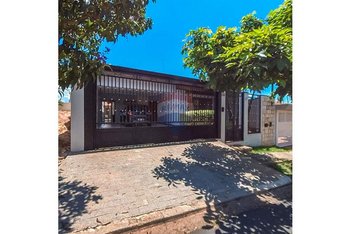 house em Rua Armando Gasparotto, Jardim Nova Suissa - Araras - SP