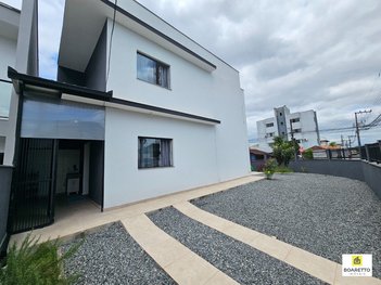 house em Rua Paramirim, Boa Vista - Joinville - SC