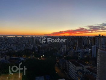 apartment em Rua Curvelo, Petrópolis - Porto Alegre - RS