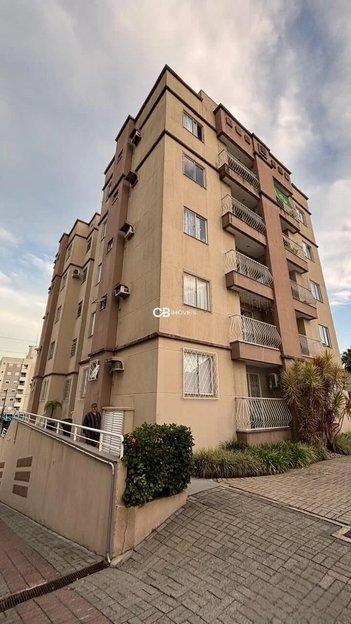 apartment em Rua Prefeito Helmuth Fallgatter, Boa Vista - Joinville - SC