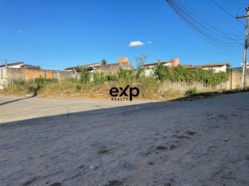 land_lot em Rua Bruxelas, Santa Mônica - Feira de Santana - BA
