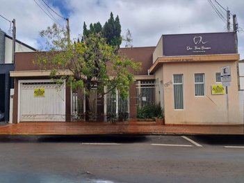 house em Rua Sebastião Sampaio, Centro - Sertãozinho - SP