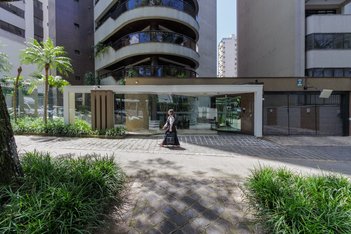 apartment em Avenida Presidente Getúlio Vargas, Água Verde - Curitiba - PR