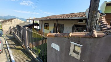 house em Rua Marcelino Cardoso, Água Verde - Blumenau - SC