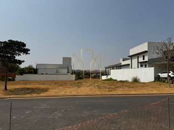 apartment em Avenida Floriano Peixoto, Granja Marileusa - Uberlândia - MG