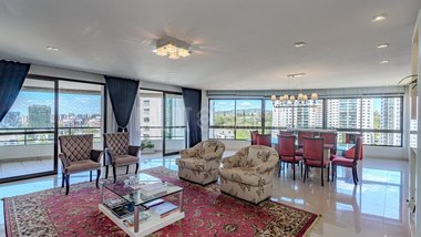 apartment em Alameda Alceu Wamosy, Três Figueiras - Porto Alegre - RS