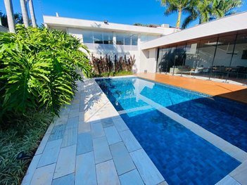 house em Rua Neila Ribeiro, Parque Residencial Alcântara - Londrina - PR