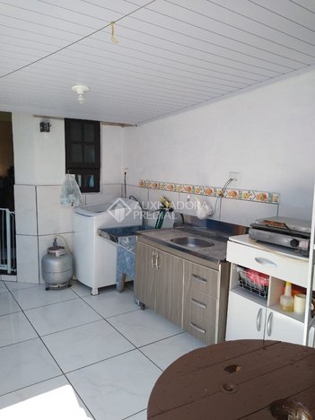 house em Rua Irmã Maria Hiltgardis, Olaria - Canoas - RS