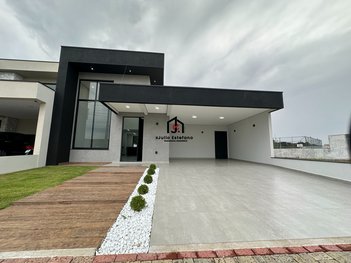 house em Rua Japão, Parque das Nações - Pindamonhangaba - SP