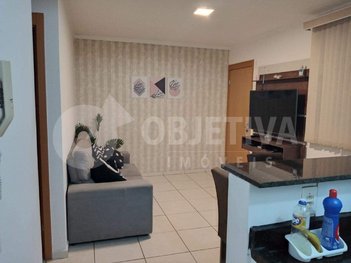 apartment em Alameda Paulo César Santana, Jardim Holanda - Uberlândia - MG