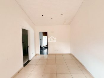 business em Rua José Félix de Oliveira, Vila Santo Antônio - Cotia - SP