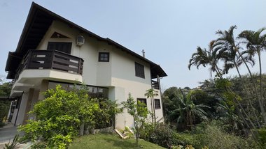 house em Estrada Haroldo Soares Glavan, Cacupé - Florianópolis - SC